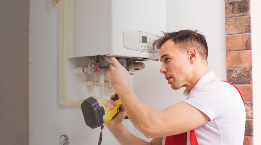 Expert burst pipe repair services in New Douglas, IL